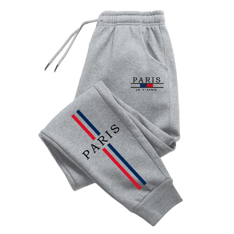 Paris Moda Erkekler için Eşofm - Men'S Fashion Paris 2025 incelemesi ve fiyatı